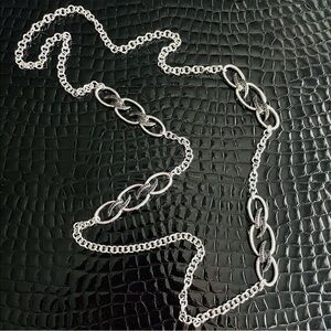 Stephen Webster Forget Me Knot Black Sapphire Sterling Silver Station Ne…